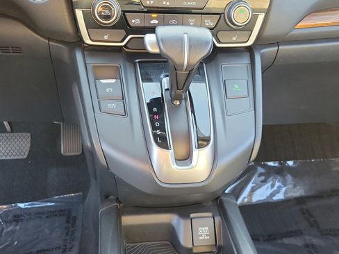 Used 2018 Honda CR-V Touring image 22