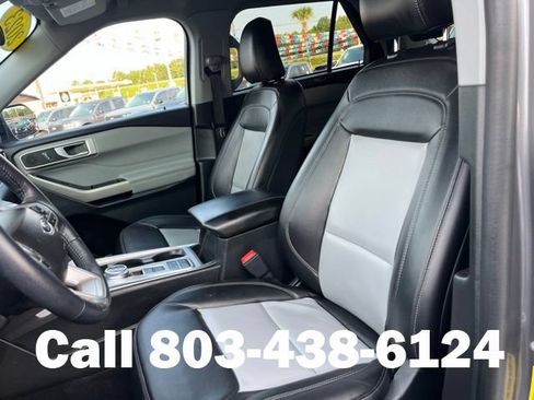 Used 2023 Ford Explorer XLT w/ Equipment Group 202A RWD image 7