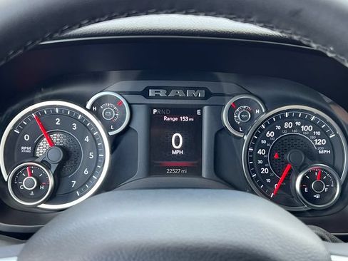 Used 2025 RAM 2500 Big Horn AWD/4WD image 24