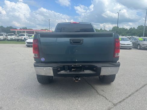 Used 2011 GMC Sierra 1500 SLE w/ Power Tech Package AWD/4WD image 4