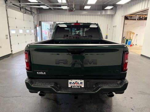 New 2026 RAM 1500 4x4 Crew Cab image 7