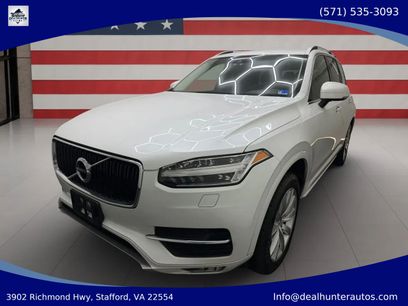 Used 2017 Volvo XC90 T6 Momentum w/ Momentum Plus Package