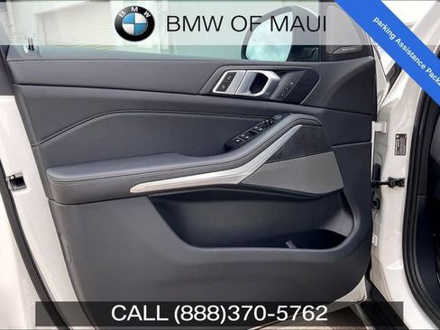 Used 2024 BMW X5 xDrive40i w/ Parking Assistance Package AWD/4WD image 21