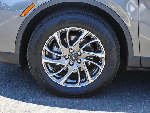 Used 2022 Lincoln Corsair FWD w/ Equipment Group 101A image 9
