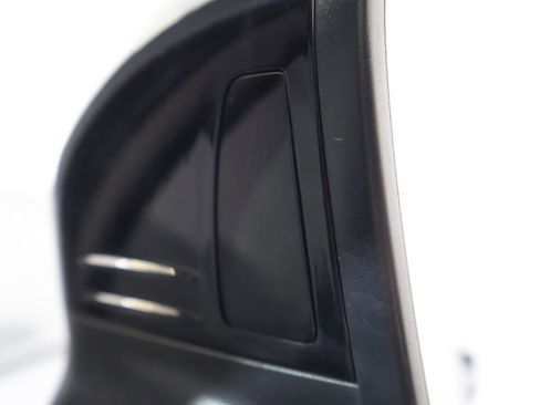 Used 2023 Volkswagen Tiguan SE R-Line image 40