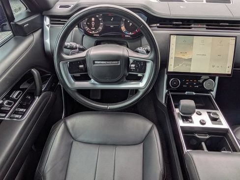 Used 2023 Land Rover Range Rover SE AWD/4WD image 16