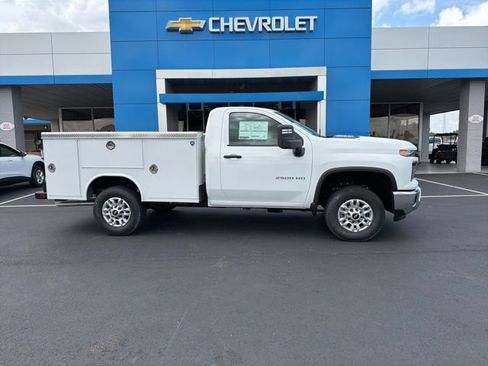 New 2026 Chevrolet Silverado 2500 W/T AWD/4WD image 2