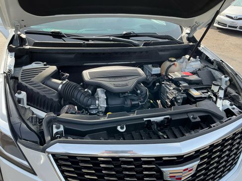 Used 2021 Cadillac XT5 Premium Luxury FWD image 23