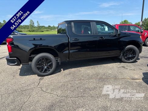 Used 2023 Chevrolet Silverado 1500 RST AWD/4WD image 9