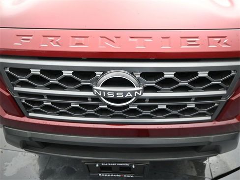 Used 2024 Nissan Frontier SV w/ SV Convenience Package image 14