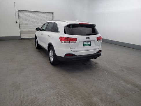 Used 2018 Kia Sorento AWD image 5