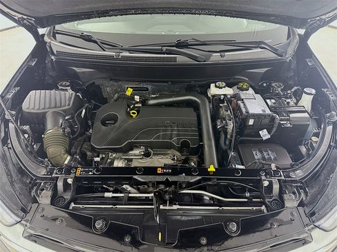 Used 2023 Chevrolet Equinox RS w/ RS Leather Package image 32