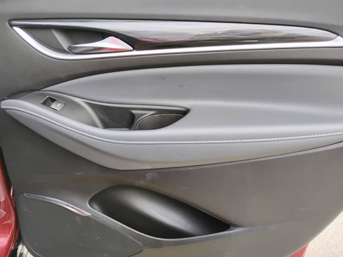 Used 2024 Buick Enclave Essence w/ Trailering Package, 5000 lbs. image 21