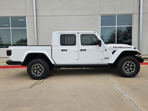New 2026 Jeep Gladiator Rubicon image 2