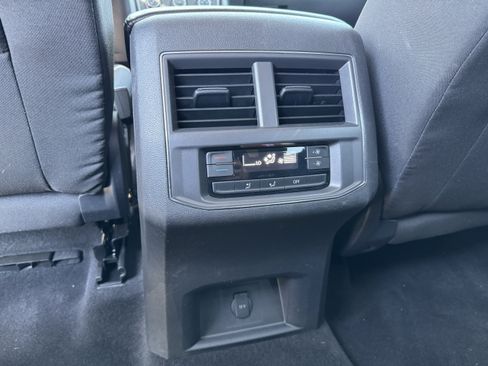 Used 2018 Volkswagen Atlas S FWD image 29