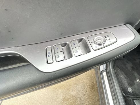 Used 2024 Hyundai Palisade Limited AWD/4WD image 23