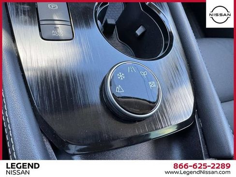 Certified 2023 Nissan Rogue SL w/ SL Premium Package AWD/4WD image 31