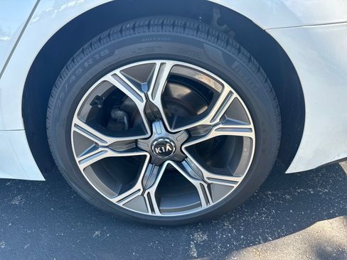 Used 2020 Kia Stinger GT-Line RWD image 9