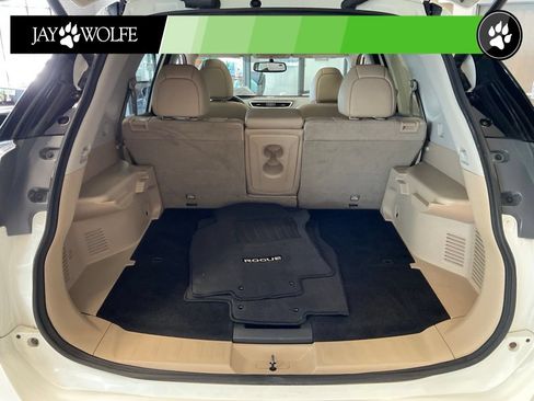 Used 2016 Nissan Rogue SL w/ SL Premium Package AWD/4WD image 21