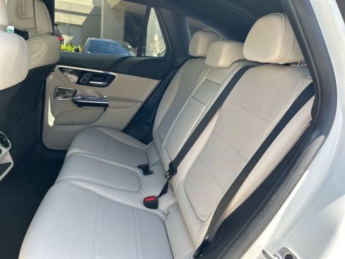 Used 2023 Mercedes-Benz GLC 300 4MATIC image 15