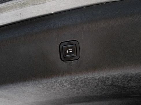 Used 2022 Buick Enclave Avenir w/ Trailering Package, 5000 lbs. FWD image 77