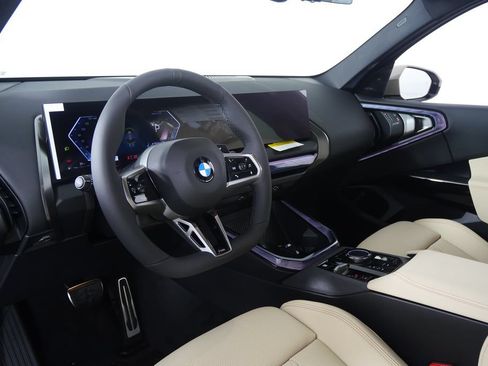 Used 2026 BMW X3 xDrive30i w/ M Sport Package AWD/4WD image 12