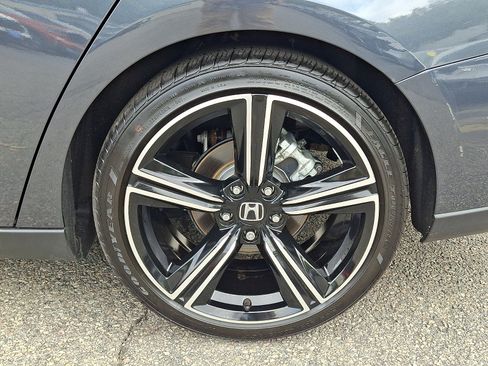 Used 2026 Honda Accord SE image 8