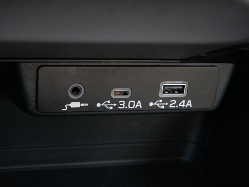 Used 2024 Subaru Crosstrek 2.0i Premium image 28