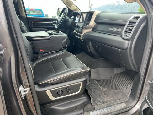 Used 2020 RAM 1500 Laramie AWD/4WD image 15