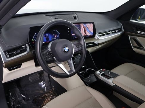 Used 2025 BMW X1 xDrive28i w/ Convenience Package image 7