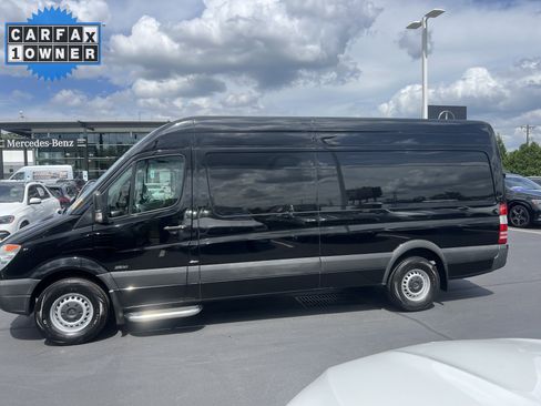 Used 2013 Mercedes-Benz Sprinter 2500 image 7