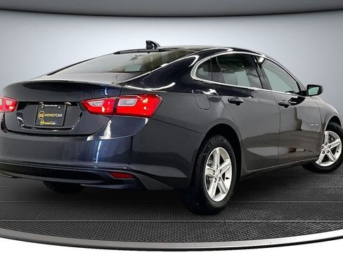Used 2023 Chevrolet Malibu LT image 6