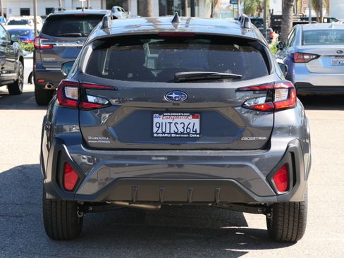 Certified 2025 Subaru Crosstrek 2.5i Premium AWD/4WD image 3