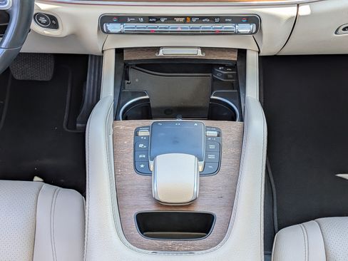 Used 2022 Mercedes-Benz GLE 350 w/ Premium Package image 19
