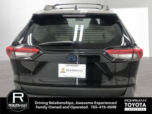 Used 2024 Toyota RAV4 AWD Hybrid image 5