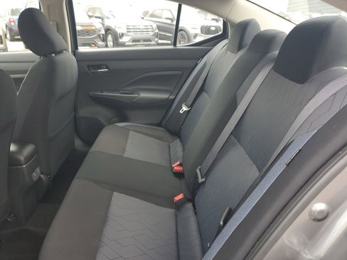 Used 2025 Nissan Versa SV image 12