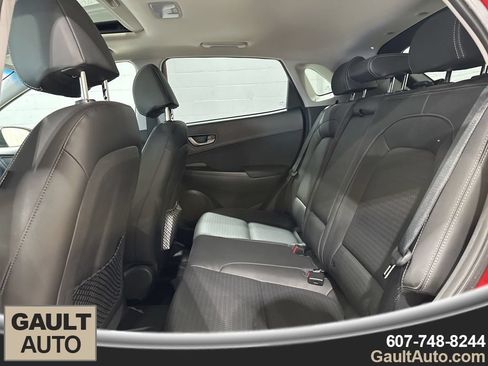 Used 2021 Hyundai Kona Ultimate w/ Cargo Package AWD/4WD image 15