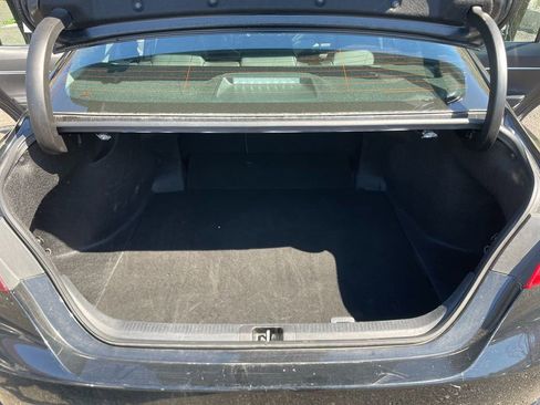 Used 2024 Toyota Camry SE FWD image 25