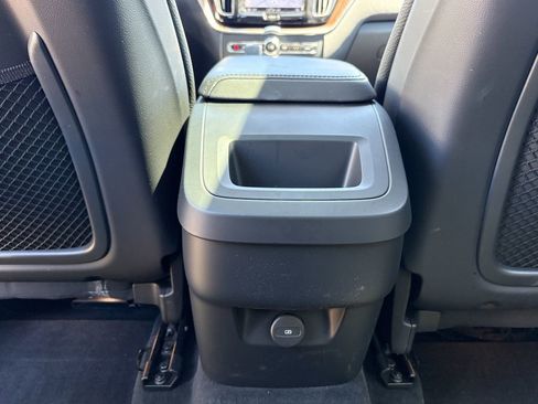 Used 2023 Volvo XC60 B5 Plus w/ Protection Package Premier FWD image 26