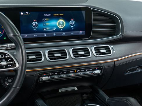 Certified 2020 Mercedes-Benz GLE 350 4MATIC image 19