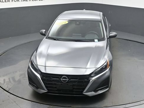 Used 2024 Nissan Altima 2.5 SV FWD image 73