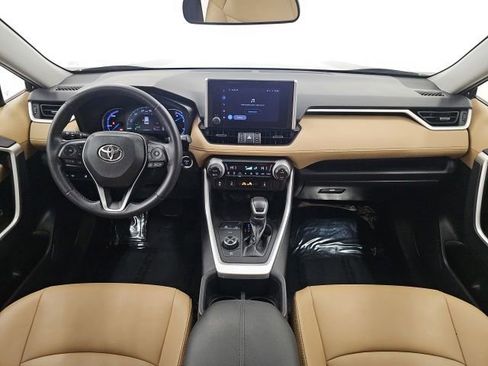 Certified 2023 Toyota RAV4 XLE Premium AWD/4WD image 32