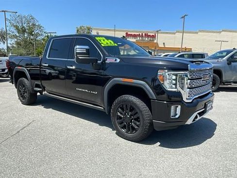 Used 2022 GMC Sierra 2500 Denali w/ Denali Black Diamond Edition AWD/4WD image 35