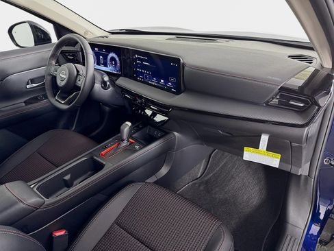 New 2026 Nissan Kicks SR w/ SR Premium Package image 28