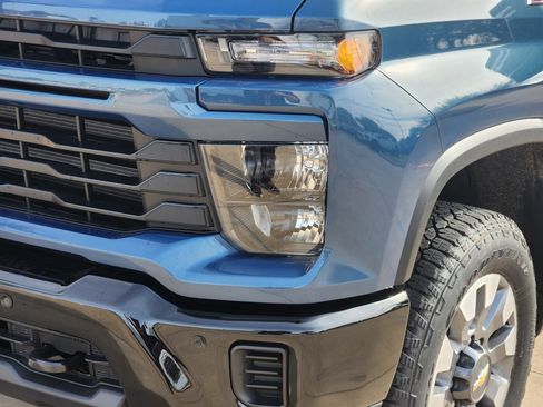 New 2026 Chevrolet Silverado 2500 Custom w/ Custom Value Package image 17