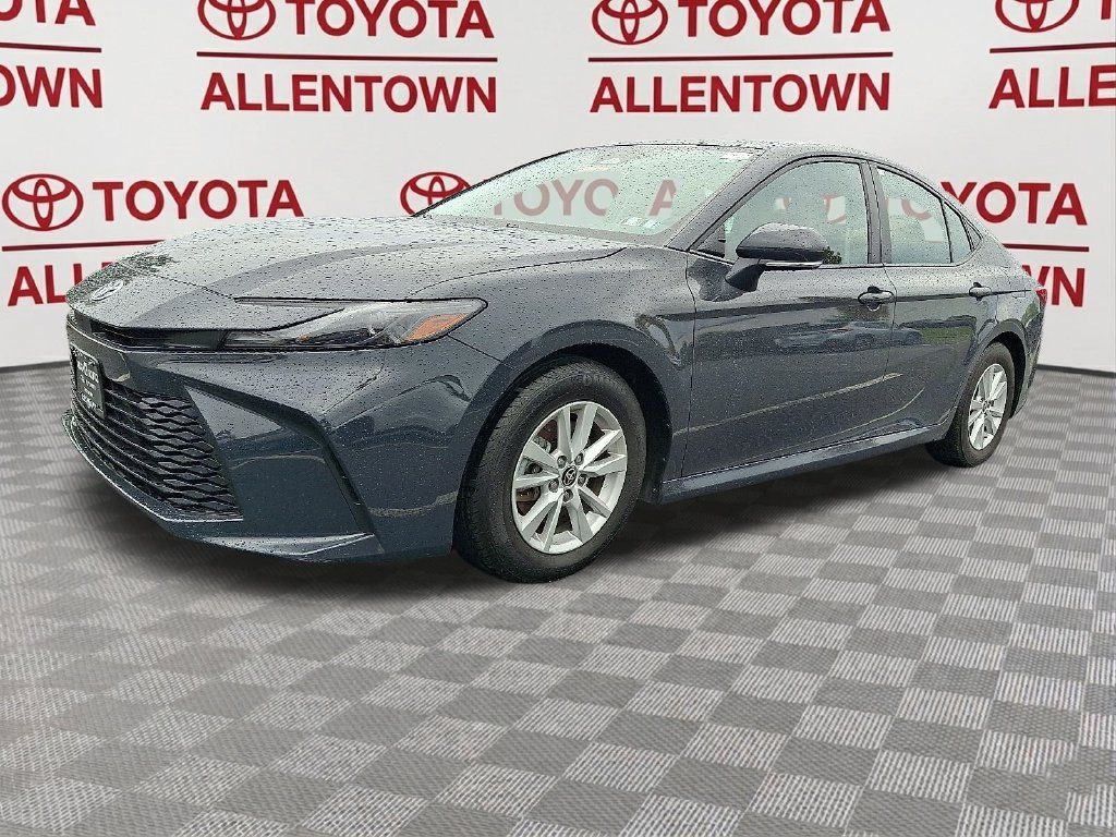 Used 2025 Toyota Camry LE FWD image 2