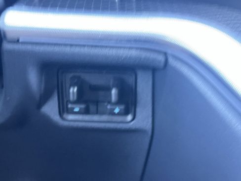 Used 2025 Ford Expedition Max Platinum w/ Stealth Performance Package image 9