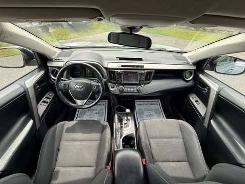 Used 2017 Toyota RAV4 XLE image 14