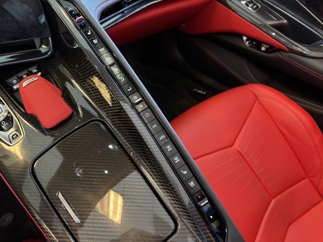 Used 2024 Chevrolet Corvette Z06 w/ Z07 Performance Package RWD image 21