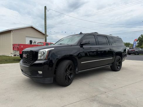 Used 2015 GMC Yukon XL Denali w/ Premium Package RWD image 1